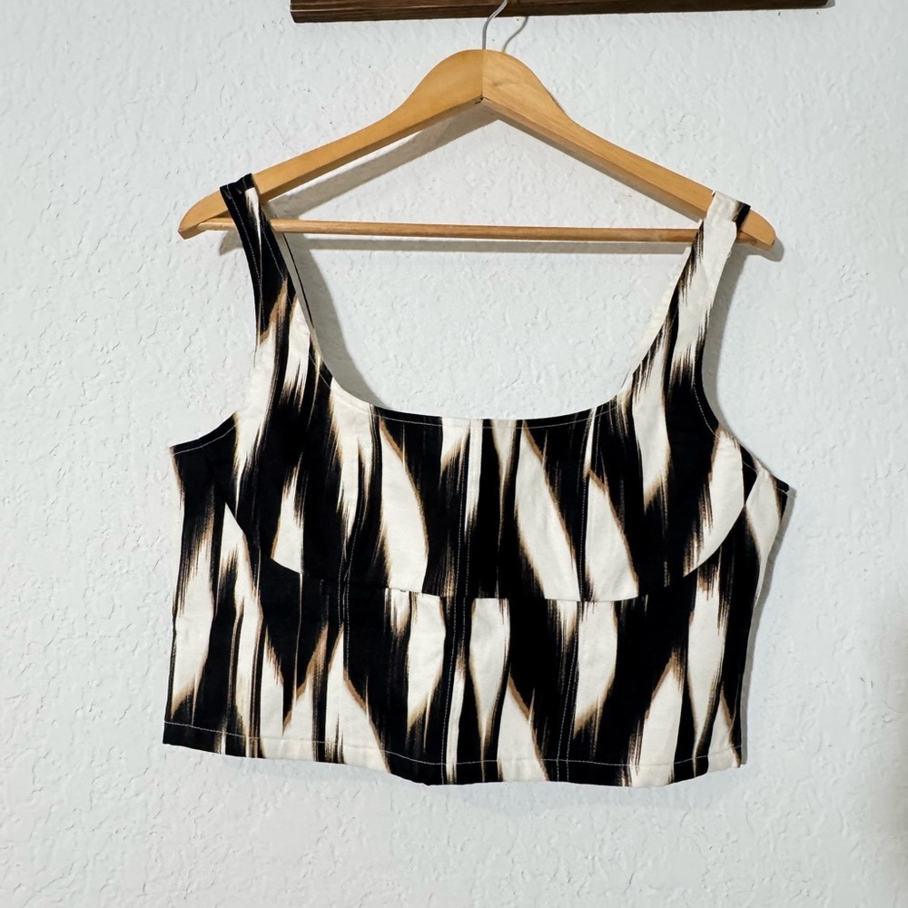 Banana Republic Linen-Blend Cropped Bustier - Picture 2 of 6